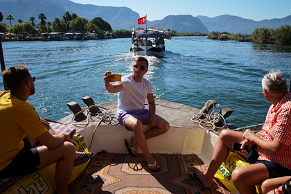 Раскрыта стоимость отдыха на популярных зарубежных курортах этим летом