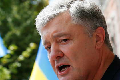 Порошенко пообещал вернуть Крым в течение года