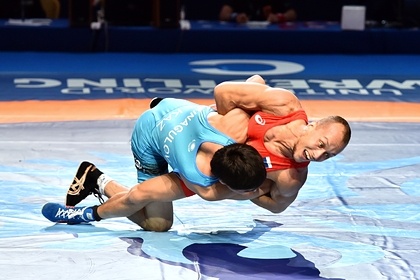 Россиянин Емелин завоевал бронзу в греко-римской борьбе на Олимпиаде