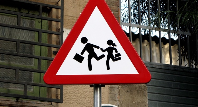 Госавтоинспекторы в Ачинске взяли под контроль состояние улично дорожной сети вблизи образовательных организаций