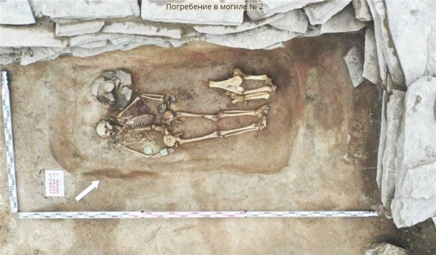 «Властелинка колец»: в Хакасии нашли погребение женщины эпохи позднего бронзового века