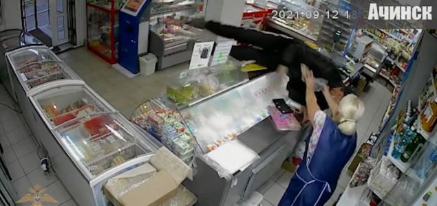 За попытку грабежа и вооружённый разбой будут судить жителя Красноярского края