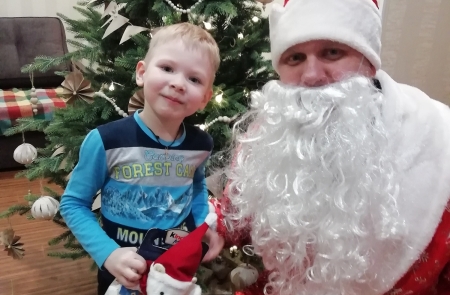 Полицейский Дед Мороз ушел, но обещал вернуться