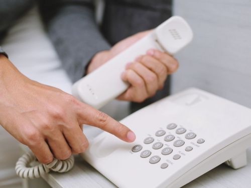 Скажем НЕТ наркотикам вместе! Актуальные телефоны для сообщений, анонимной помощи; памятки родителям