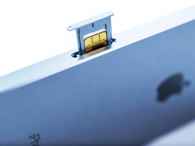 В iPhone исчезнет слот для сим-карты