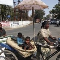 В Индии без электричества остались 300 миллионов жителей