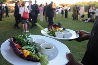 В Кении чиновников накормили забракованными продуктами