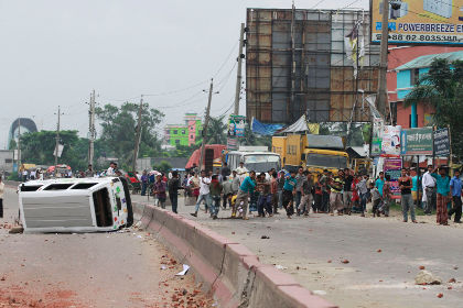 Жертвами беспорядков в Бангладеш стали 37 человек