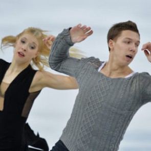 Российская танцевальная пара снялась с ЧМ по фигурному катанию