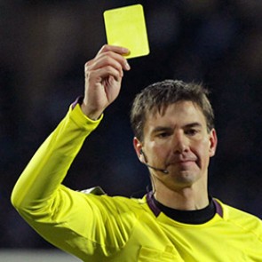 Четверо судей чемпионата России по футболу дисквалифицированы до конца сезона