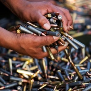 В Луганске захватили патронный завод