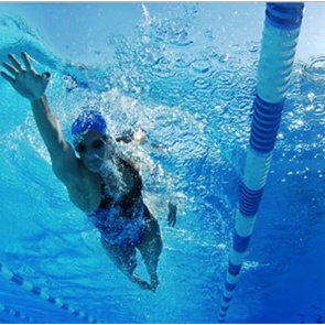 16-летняя пловчиха из Красноярского края выиграла золото Европейских игр