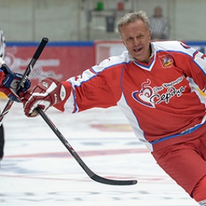 Фетисов рассказал об отставании российского хоккея от американского