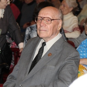 В Ачинске состоялся торжественный концерт по случаю Дня пожилого человека