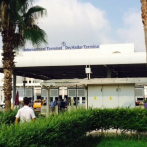 Коммунисты попросили Путина запретить полеты в Турцию и Тунис