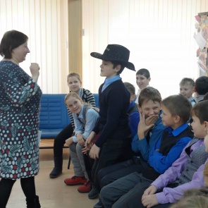 Правовую неотложку «Маленьким человечкам - большие права» вызвала «гайдаровка»