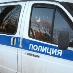 В Петропавловске-Камчатском мужчина ограбил магазин с помощью плинтуса и клея