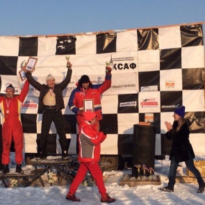 Ачинский гонщик одержал победу в краевом чемпионате по зимним трековым гонкам