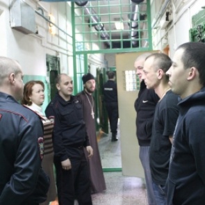 Общественники проверили условия содержания подозреваемых и обвиняемых в совершении преступлений