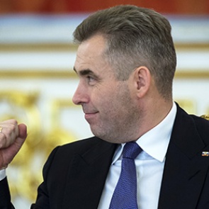 Астахов предложил вручить укушенной тигром школьнице премию Дарвина