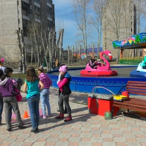 Парк аттракционов открылся для жителей города