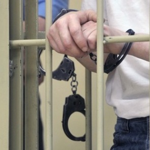 Ачинец предстал перед судом за уклонение от административного надзора