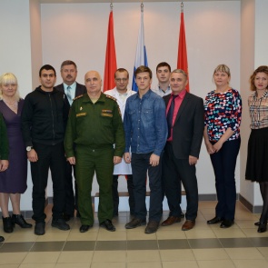 В администрации Ачинска состоялся круглый стол на патриотическую тему «Служба Родине»