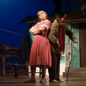 Ачинский драмтеатр показал настоящий водевиль