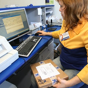 В соцсетях массово пожаловались на «Почту России»