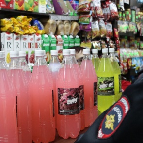 Полицейские провели рейд по пресечению незаконного оборота алкоголя