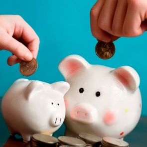 Мошенница украла у невнимательной пенсионерки драгоценностей на 2 млн за год