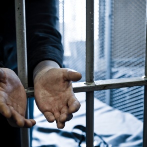 Сотрудники полиции в Ачинске задержали квартирного вора