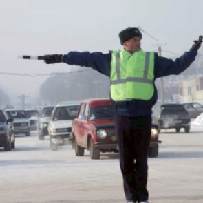 Госавтоинспекторы рекомендуют воздержаться от загородных поездок