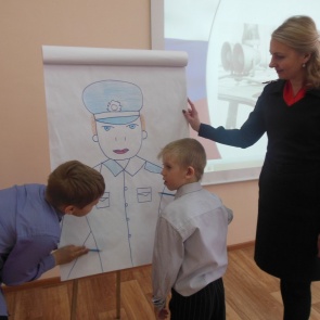 В Ачинске Госавтоинспекторы и школьники стали участниками краевого конкурса «Ради жизни на земле»