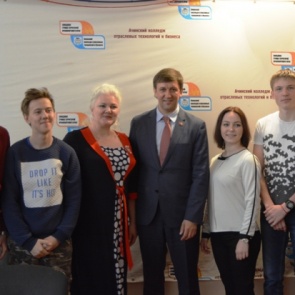 В Ачинске торжественно поздравили победителей Тотального диктанта