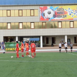 Футбольное дерби в Ачинске посмотрели более 12 тысяч зрителей