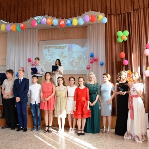 В ачинских школах прошли выпускные
