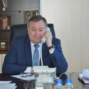 В Ачинске продолжает свою работу прямая линия с Главой города