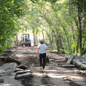 В ачинском парке Победы продолжается реконструкция