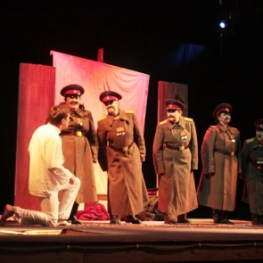 83-й театральный сезон открылся спектаклем «41»