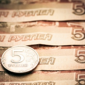 Россияне назвали зарплату 20 тысяч порогом бедности