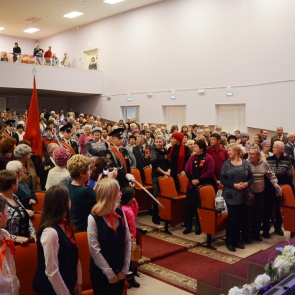 В Ачинске отпраздновали юбилей октябрьской революции