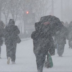 Синоптики предупреждают о метелях и гололеде