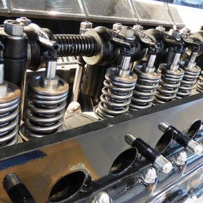 Промывка двигателя при замене масла: когда делать, как правильно промыть ДВС