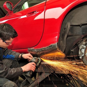 Кузовной ремонт своими руками: виды ремонта, комплекс работ, инструменты