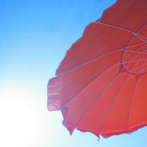 ПЕРВАЯ ПОМОЩЬ ПРИ СОЛНЕЧНЫХ ОЖОГАХ