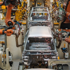 Почему китайские автомобили стали приобретать охотнее