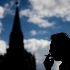 Названы риски рекомендаций Минздрава для курильщиков