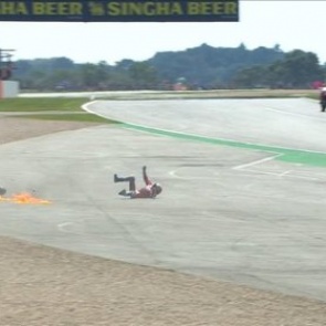 Гонщик попал в аварию и потерял память