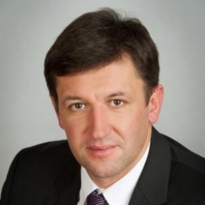 Новым министром спорта Красноярского края может стать биатлонист Павел Ростовцев